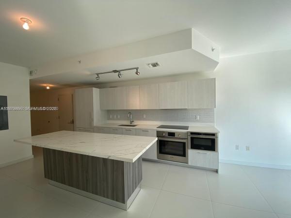 Paraiso Bayviews, Miami, Florida 33137, image 2