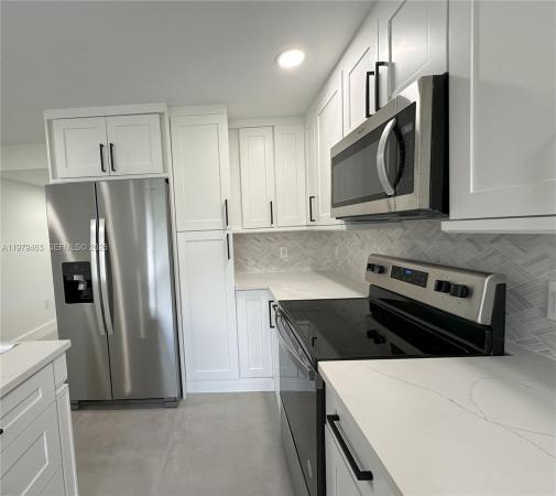 Tangerine Of Pine Island Ridge, 9470 Tangerine Pl #109, Davie, Florida 33324, image 2