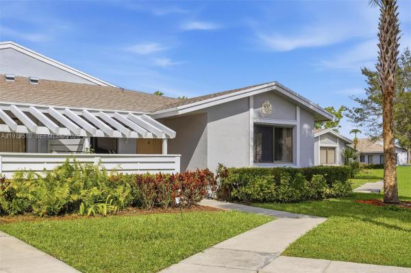 657 Racquet Club Rd #2, Weston, Florida 33326, image 1