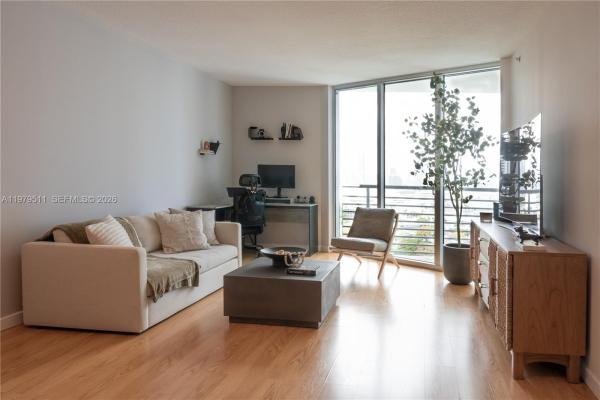 One Miami West, 325 S Biscayne Blvd #2724, Miami, Florida 33131, image 1