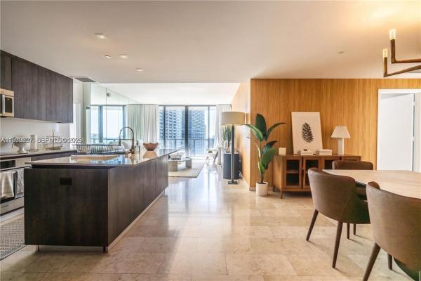 Reach Brickell City Centre, 68 SE 6th St #1403, Miami, Florida 33131, image 1