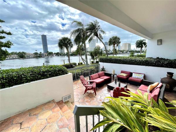 Turnberry Isle North, 19707 Turnberry Way #TH-5, Aventura, Florida 33180, image 1