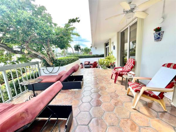 Turnberry Isle North, 19707 Turnberry Way #TH-5, Aventura, Florida 33180, image 3