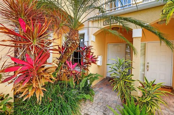 Eastbrooke Coach Homes, 17051 Emile St #3, Boca Raton, Florida 33487, image 3