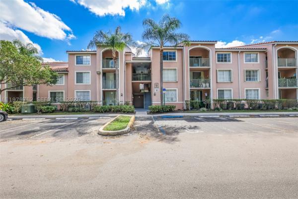 St Andrews At Miramar, 12172 Saint Andrews Pl #307, Miramar, Florida 33025, image 3