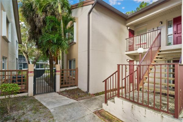 13931 SW 91st Ter #13931, Unincorporated Dade County, Florida 33186, image 1