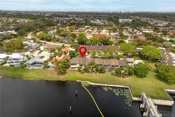 Brookhaven, 5692 Santiago Cir, Boca Raton, Florida 33433, image 3