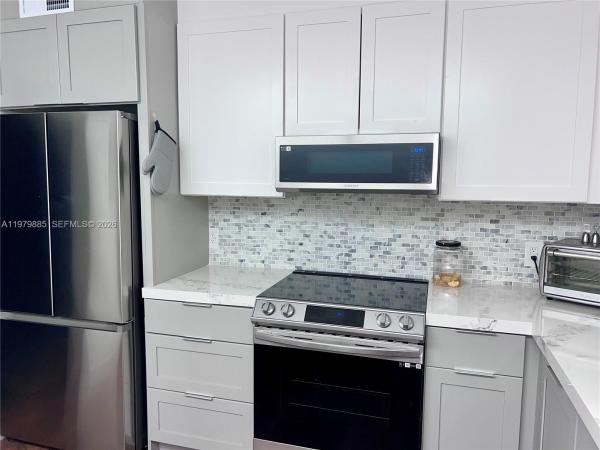 Admirals Port West, 2801 NE 183rd St #507W, Aventura, Florida 33160, image 3