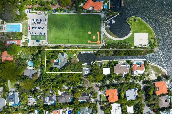 Four Way Lodge Estates, 3373 Poinciana Ave, Miami, Florida 33133, image 2