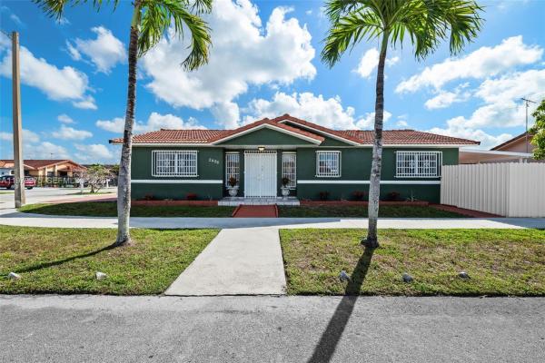 Robles Gardens, 2496 W 70th Pl, Hialeah, Florida 33016, image 1