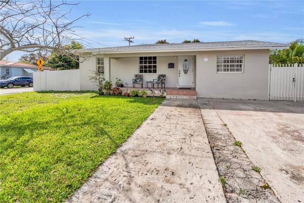 Parkdale, 2900 SW 19th St, Miami, Florida 33145, image 1