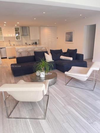 Sunrise Manors, 260 Sunrise Dr #H, Key Biscayne, Florida 33149, image 1