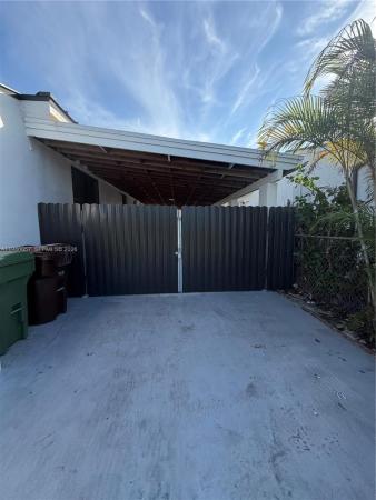 Bradley Manor, 120 E 44th St, Hialeah, Florida 33013, image 2