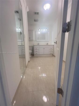 3302 Farragut St #5F, Hollywood, Florida 33021, image 2