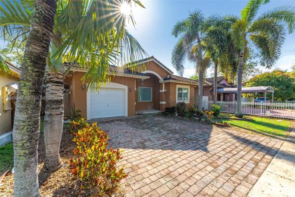 Villas At The Renaissance, 997 NE 16th Ave, Homestead, Florida 33033, image 3
