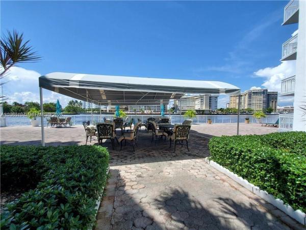 Chelsea Bayview, 1913 S Ocean Dr #316, Hallandale Beach, Florida 33009, image 2