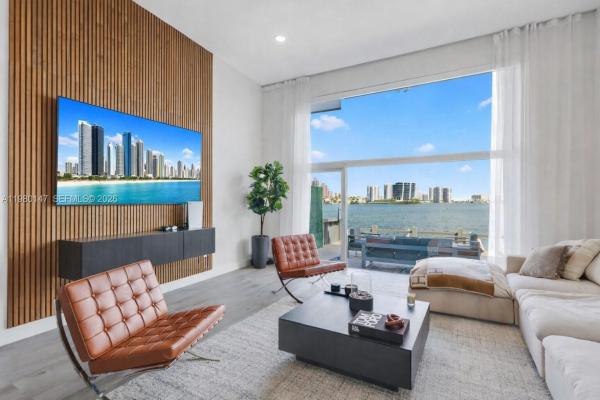Villas On The Bay, 3927 NE 171st St #C, North Miami Beach, Florida 33160, image 1