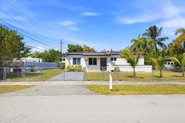 Pleasure Village, 14375 SW 285th St, Leisure City, Florida 33033, image 3