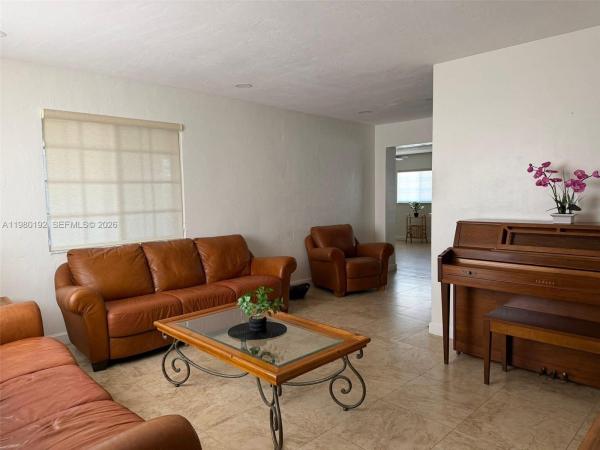 Fairlawn Estates, 4161 SW 97th Pl, Olympia Heights, Florida 33165, image 2
