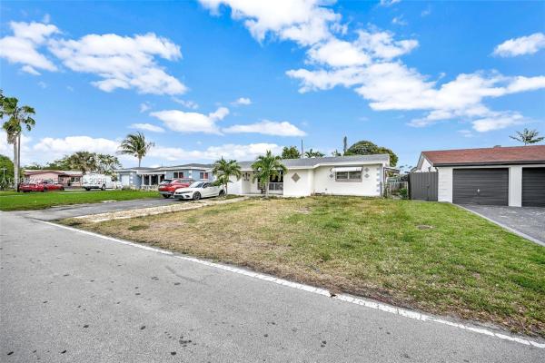 Miramar Tropical, 1811 Utopia Dr, Miramar, Florida 33023, image 3