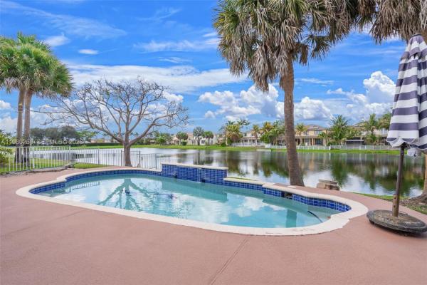 Silver Falls, 4628 SW 129th Ave, Miramar, Florida 33027, image 3