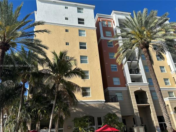 Porto Bellagio, 17100 N Bay Rd #1904, Sunny Isles Beach, Florida 33160, image 2