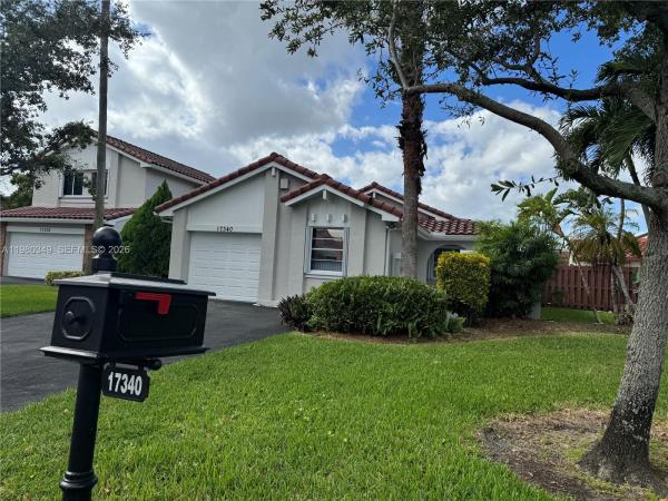 17340 NW 63rd Ave, Hialeah, Florida 33015, image 1