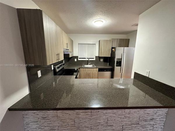 6235 Kendale Lakes Cir #237, Unincorporated Dade County, Florida 33183, image 1