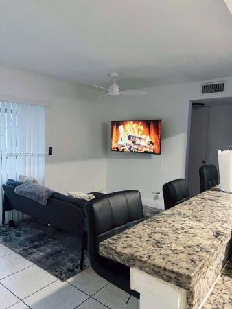 4435 Treehouse Ln #H, Tamarac, Florida 33319, image 1