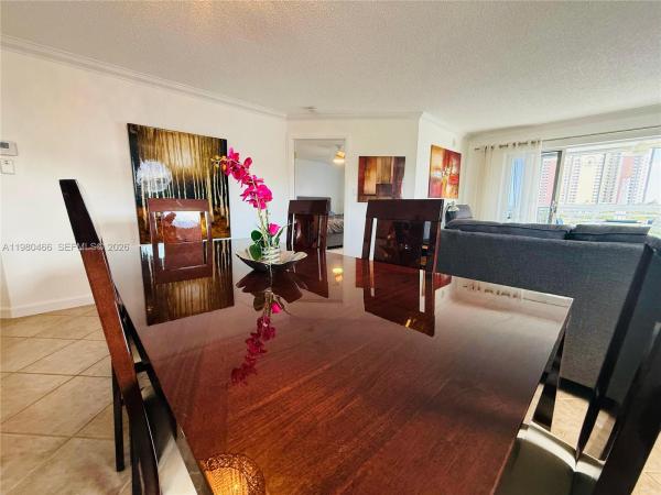 Le Frontenac, 17801 N Bay Rd #614, Sunny Isles Beach, Florida 33160, image 2