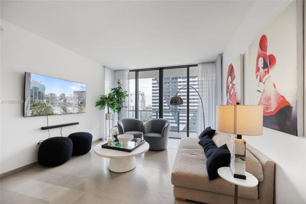 Rise Brickell City Centre, 88 SW 7th St #1010, Miami, Florida 33130, image 1