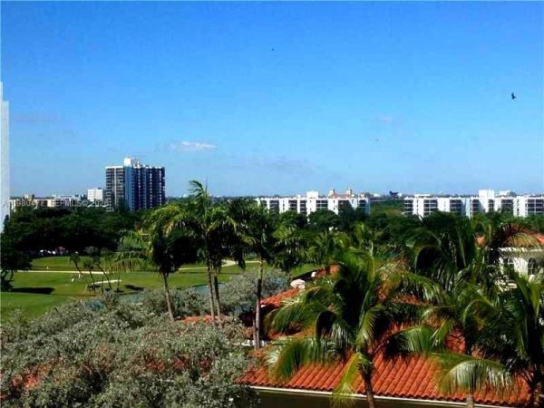 Turnberry Village South Tower, 19900 E Country Club Dr #806, Aventura, Florida 33180, image 1