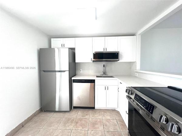Ensenada, 3475 N Country Club Dr #716, Aventura, Florida 33180, image 3