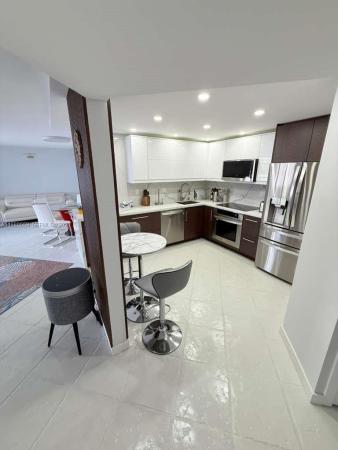 Commodore Plaza Tower, 2750 NE 183rd St #606, Aventura, Florida 33160, image 1