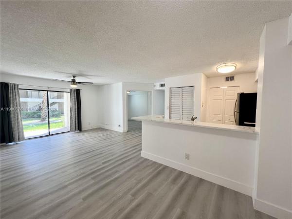 Hollywood Parc, 640 S Park Rd #12-4, Hollywood, Florida 33021, image 1