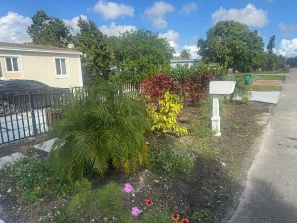1001 NW 148th St #1001, Unincorporated Dade County, Florida 33168, image 1