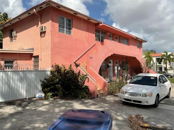 West Shenandoah, 2101 SW 6th St, Miami, Florida 33135, image 2