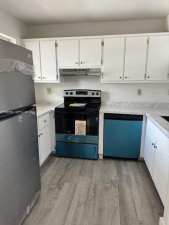 Kendall Lakes East Lakeview Townhouses, 13404 SW 62nd St #L101, Kendale Lakes, Florida 33183, image 2
