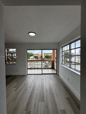 Sutton House, 11840 NE 19th Dr #19, North Miami, Florida 33181, image 1