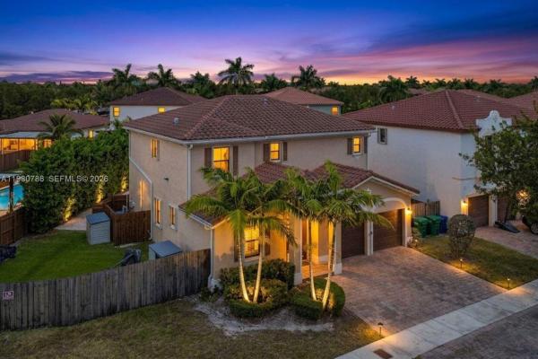 Venetian Parc, 17343 SW 155th Ct, Richmond West, Florida 33187, image 2