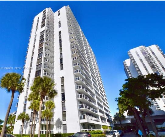 Waterview 1, 20505 E Country Club Dr #534, Aventura, Florida 33180, image 2