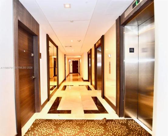 Waterview 1, 20505 E Country Club Dr #534, Aventura, Florida 33180, image 3