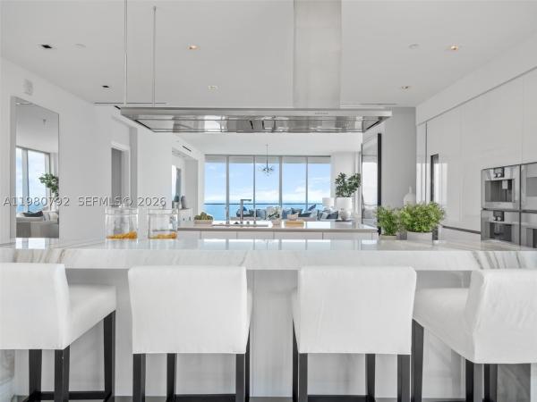 Turnberry Ocean Club Residences, 18501 Collins Ave #4304, Sunny Isles Beach, Florida 33160, image 2