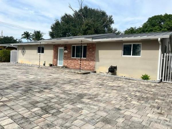 Hialeah Residential, 685 W 77th St, Hialeah, Florida 33014, image 2
