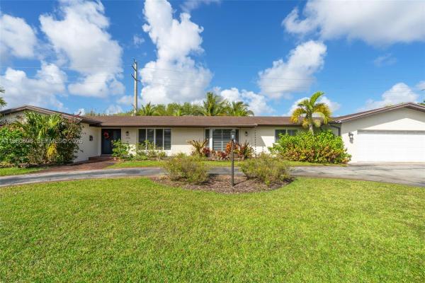 Kendall Point, 8700 SW 83rd Ct, Kendall, Florida 33143, image 3