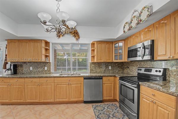 Mangowood Park, 8241 SW 146th St, Palmetto Bay, Florida 33158, image 2