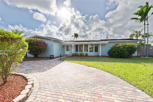 Hollywood Hills, 1304 N 40th Ave, Hollywood, Florida 33021, image 1