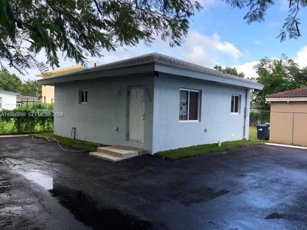 Dixie Heights Gardens, 10231 SW 176th St, West Perrine, Florida 33157, image 2