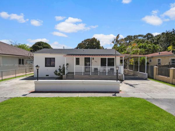 Sunland Homes, 252 E 36th St, Hialeah, Florida 33013, image 1