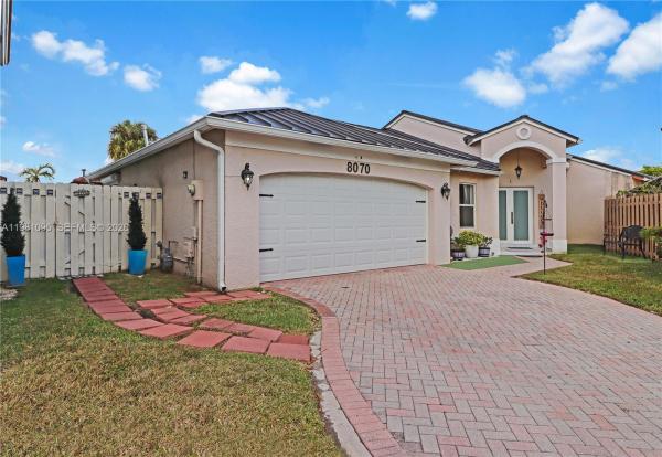8070 SW 157th Pl, Unincorporated Dade County, Florida 33193, image 1